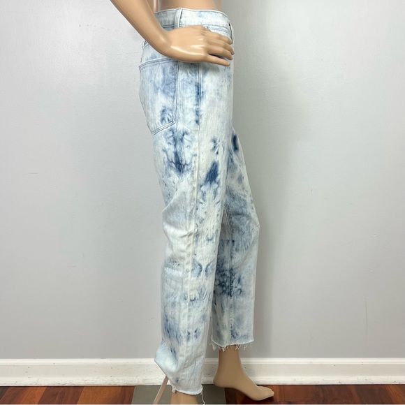 NEW FRAME REVOLVE DISTRESSED STRAIGHT LEG JEANS - Picture 5 of 8